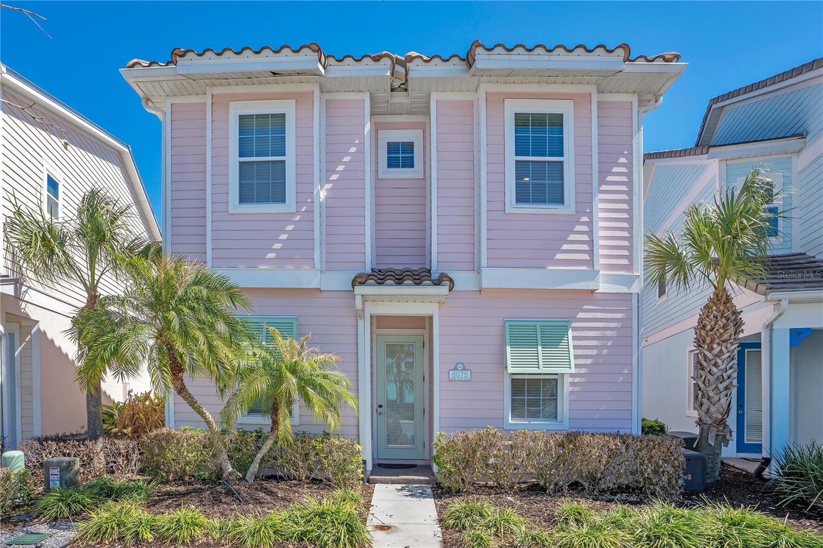8075 KNEE DEEP, KISSIMMEE FL 34747 — MLS #MFRO6392268 | 5 Bed 6 Bath Home