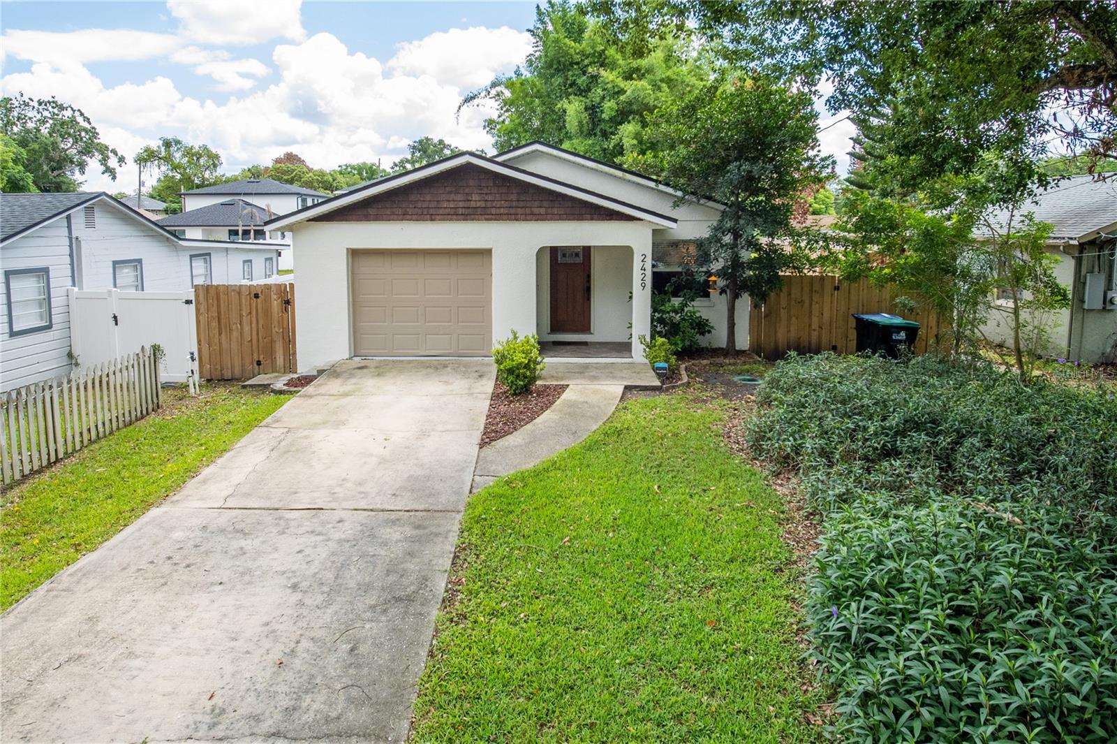 2429 BROWN, ORLANDO FL 32806 — MLS #MFRO6407003 | 3 Bed 2 Bath Home