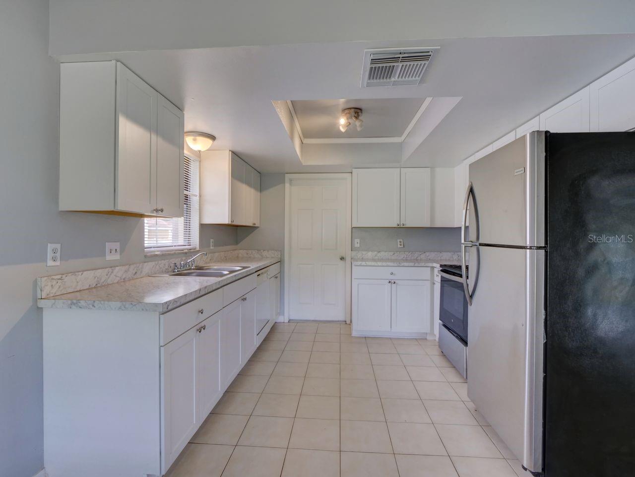 378 BUTTONWOOD — photo 12