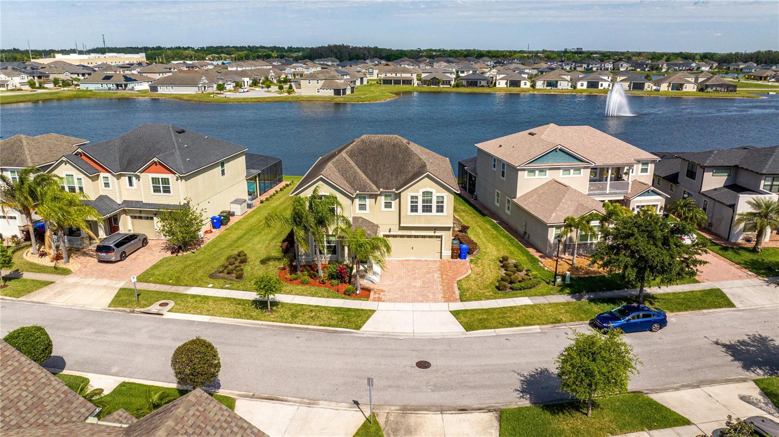 2515 FONTAINE, KISSIMMEE FL 34741 — MLS #MFRO6390540 | 4 Bed 3 Bath Home