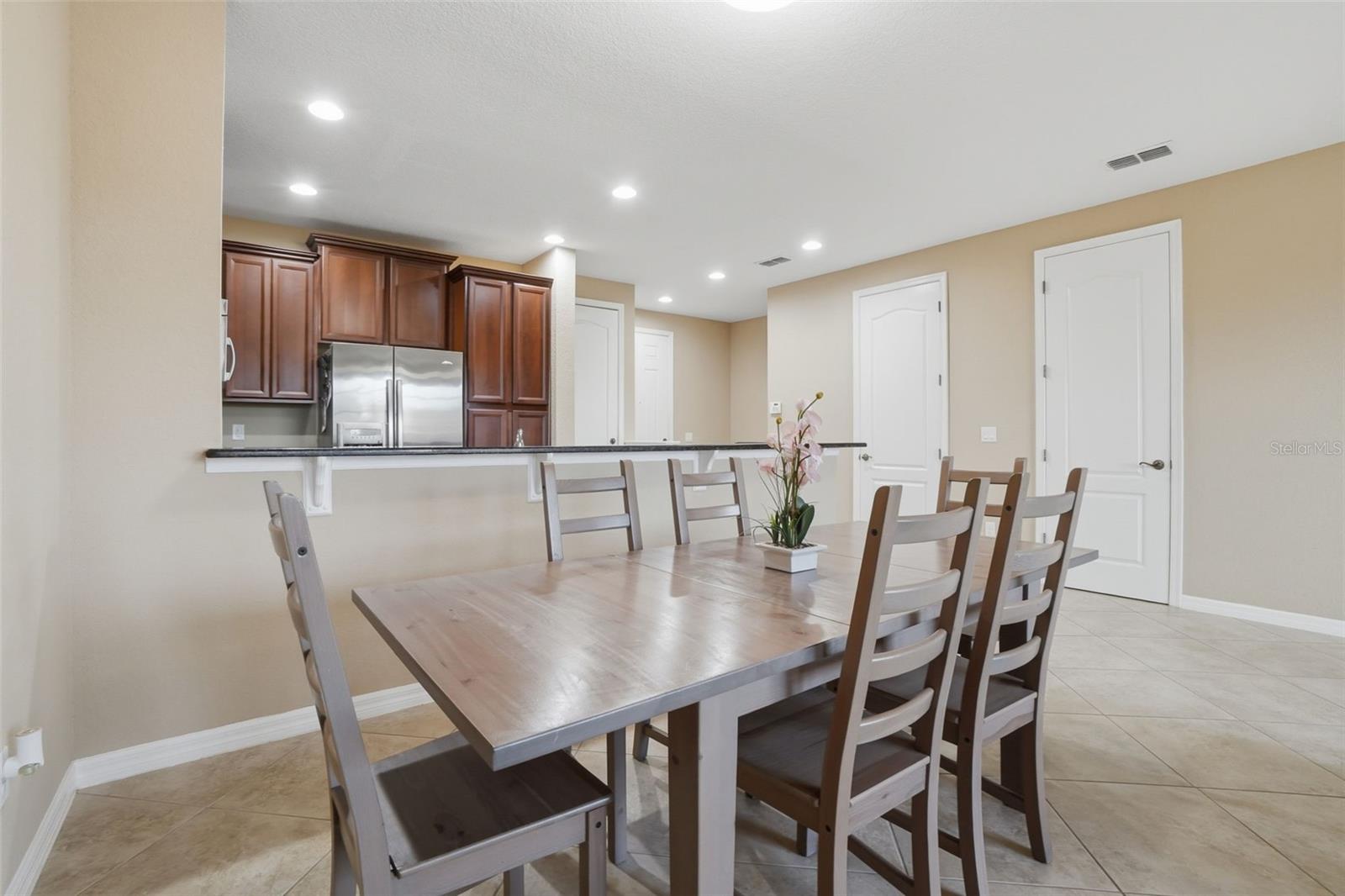 8076 PRESTBURY — photo 12