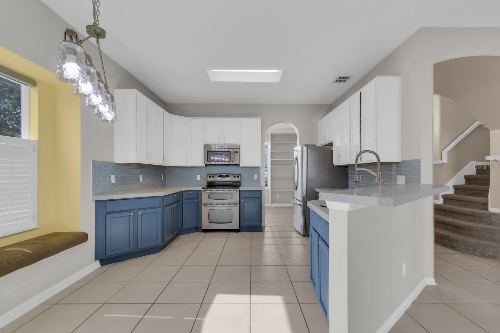 837 JADESTONE — photo 12