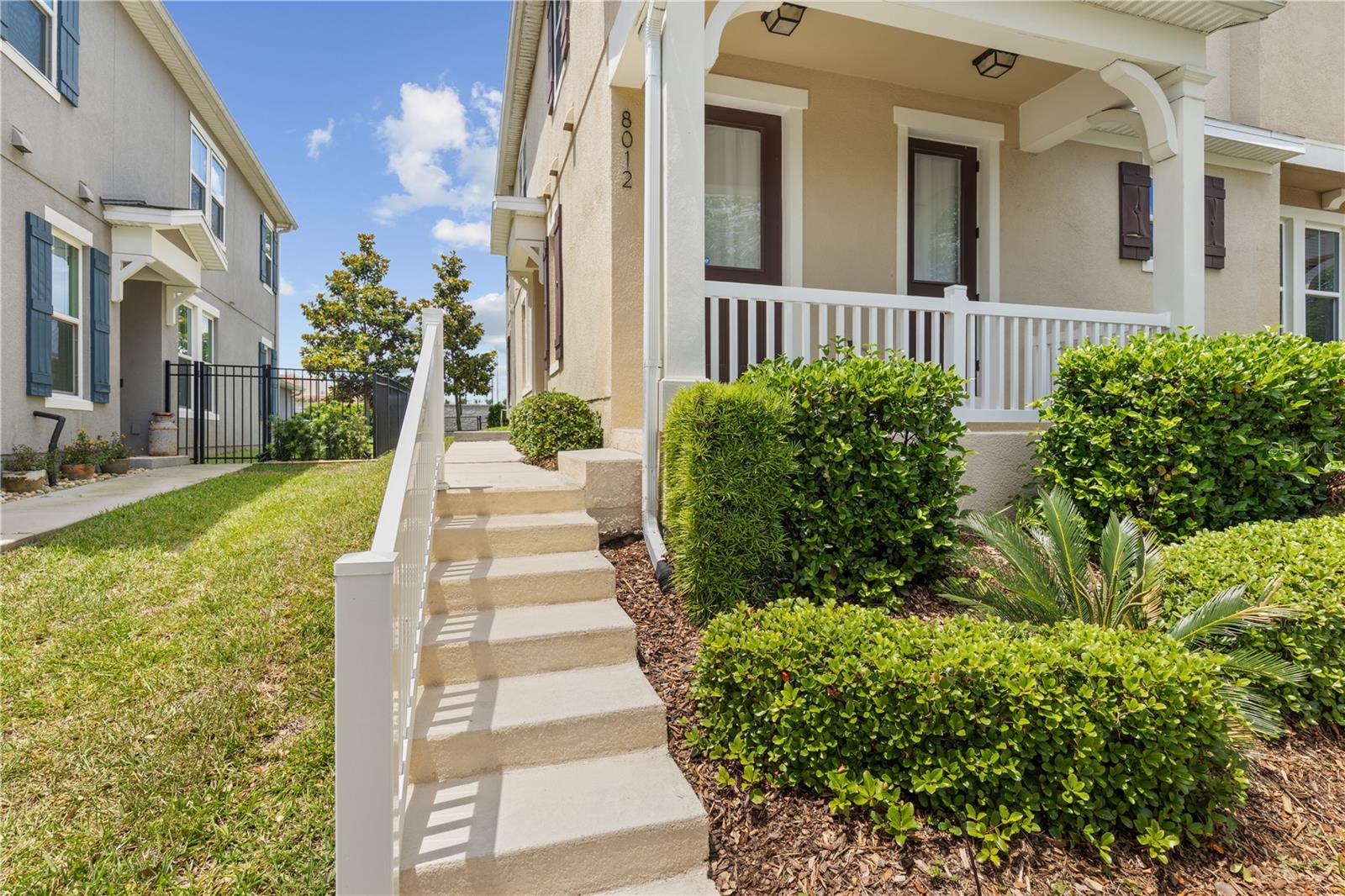 8012 BLUEJACK OAK — photo 2