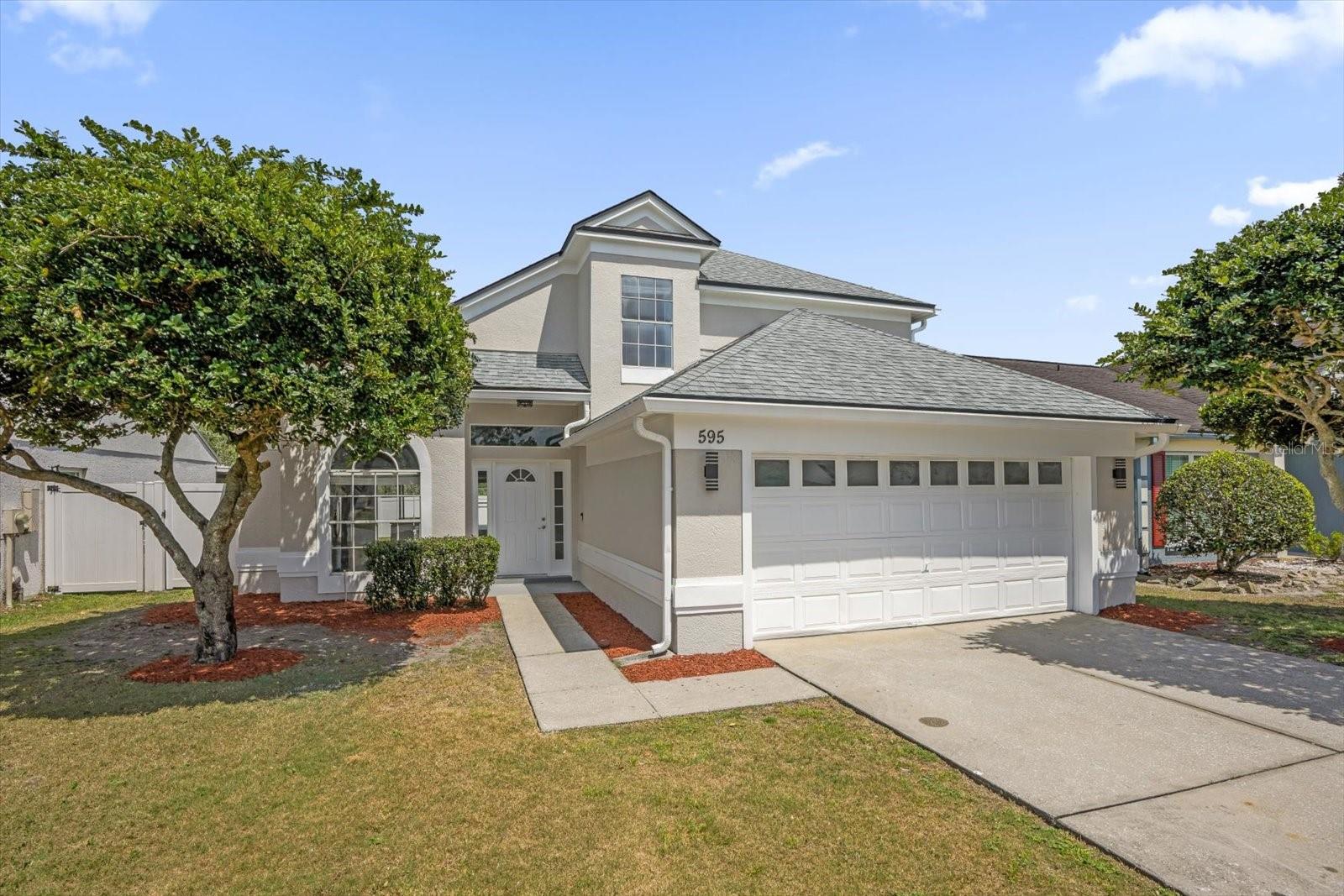595 QUEENSBRIDGE, LAKE MARY FL 32746 — MLS #MFRO6403187 | 4 Bed 3 Bath Home