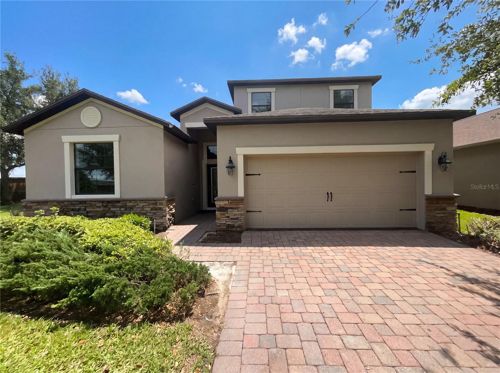 2200 ROMANUM, WINTER GARDEN FL 34787 — MLS #MFRO6408190 | 4 Bed 4 Bath Home