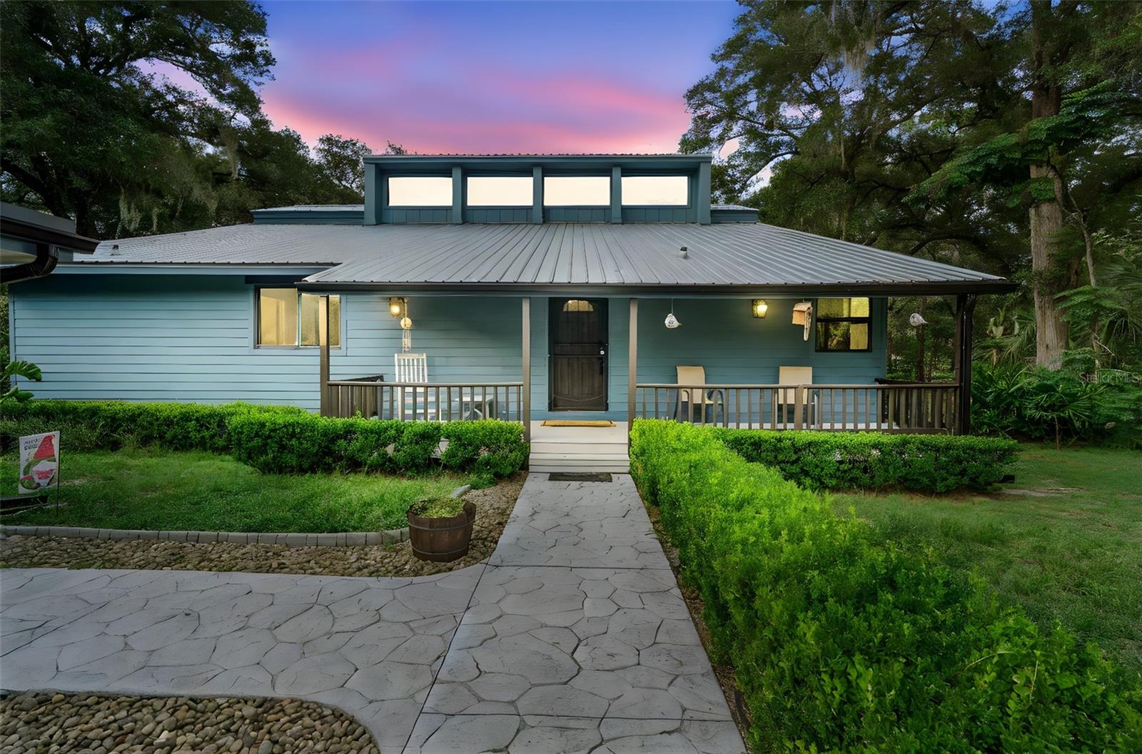 1268 MCGREGOR, DELAND FL 32720 — MLS #MFRV4948667 | 3 Bed 5 Bath Home