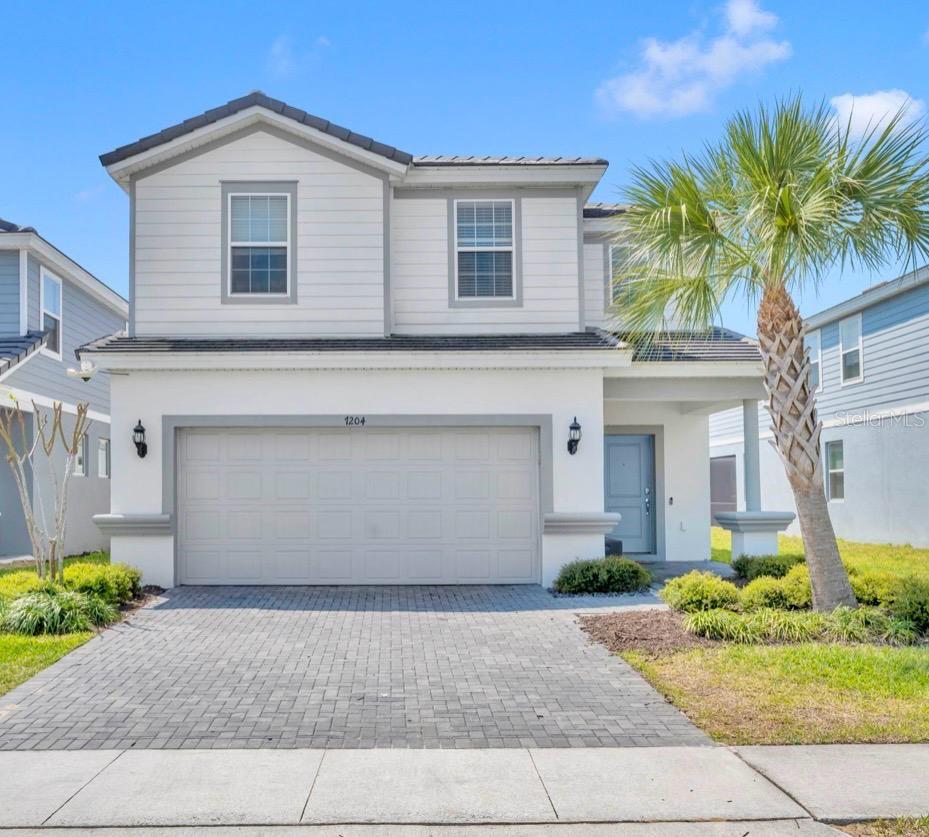 7204 OAKMOSS, DAVENPORT FL 33837 — MLS #MFRO6394455 | 6 Bed 5 Bath Home