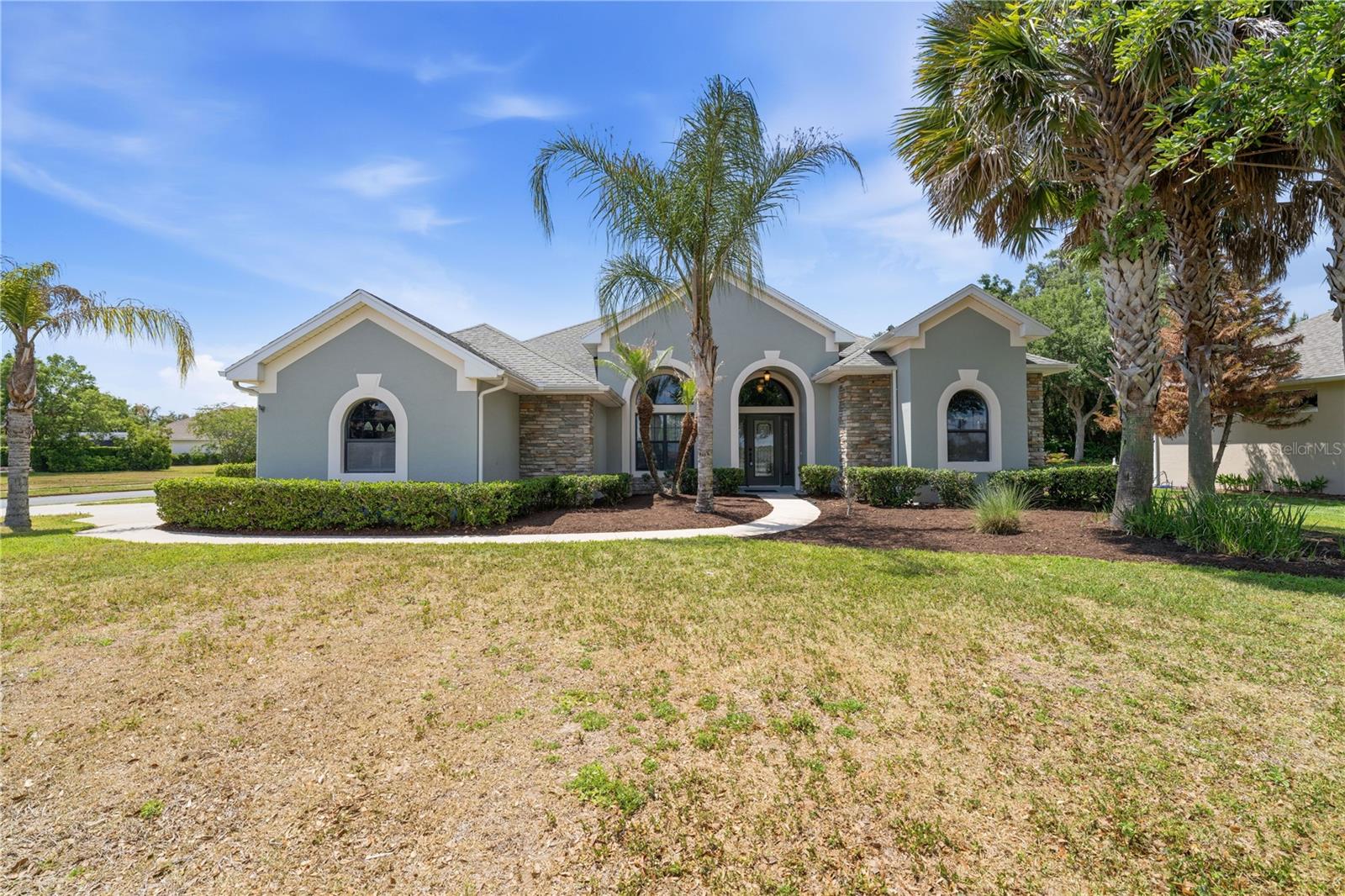 8061 WATERBURY, MOUNT DORA FL 32757 — MLS #MFRG5111288 | 3 Bed 2 Bath Home