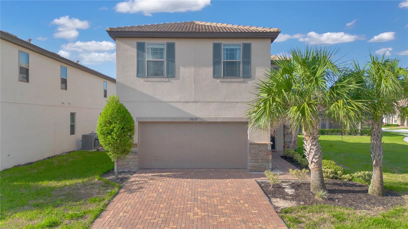 8869 BENGAL, KISSIMMEE FL 34747 — MLS #MFRO6404732 | 5 Bed 4 Bath Home