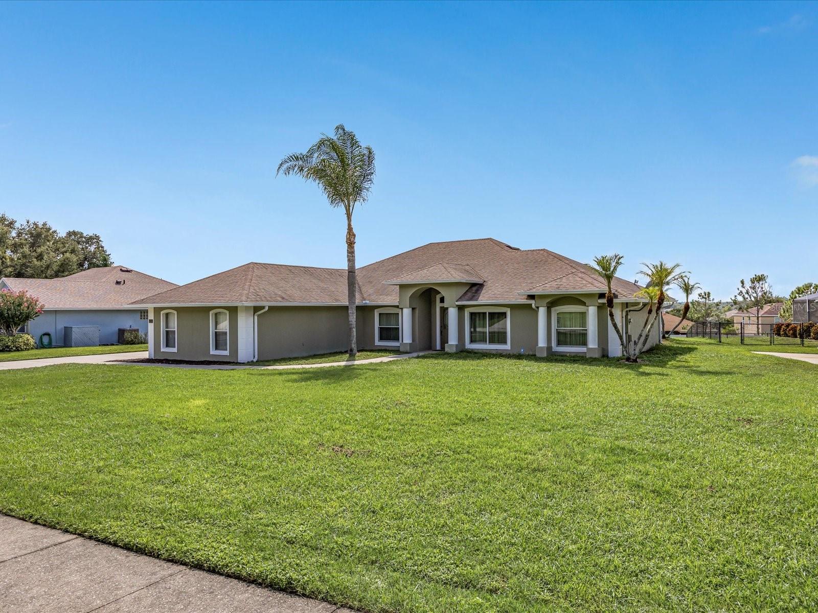 11519 GRAND BAY, CLERMONT FL 34711 — MLS #MFRG5101877 | 3 Bed 2 Bath Home