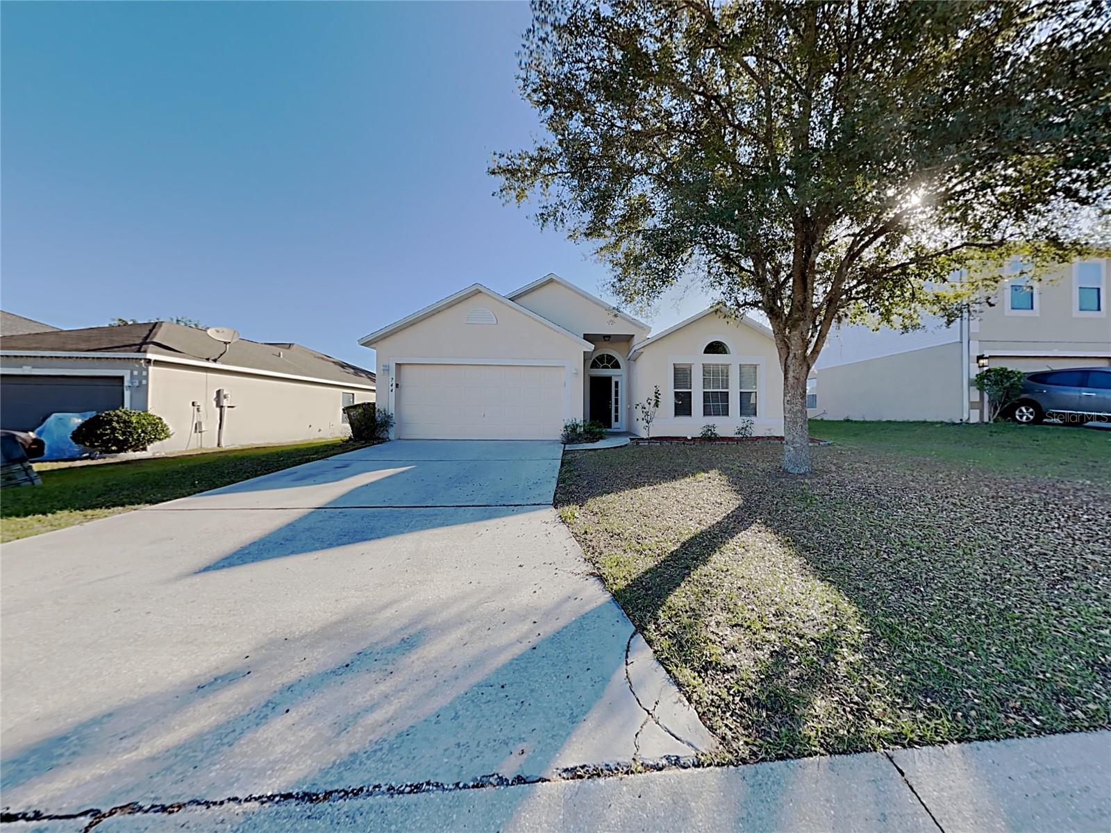 744 LOBELIA, DAVENPORT FL 33837 — MLS #MFRC7522282 | 4 Bed 2 Bath Home