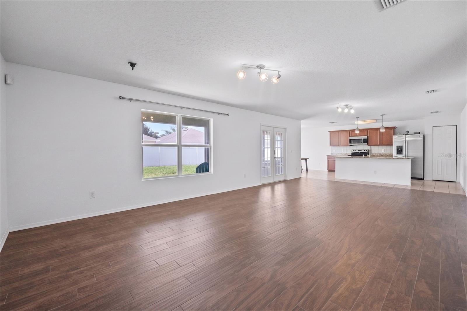 2330 PLANTATION OAK — photo 12