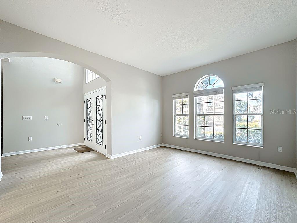15612 MONTESINO — photo 12