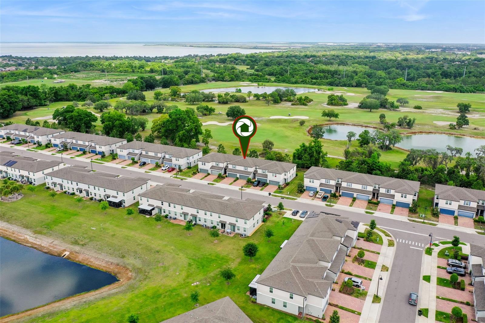 939 ROBIN HOLLY, OCOEE FL 34761 — MLS #MFRO6398290 | 3 Bed 3 Bath Home