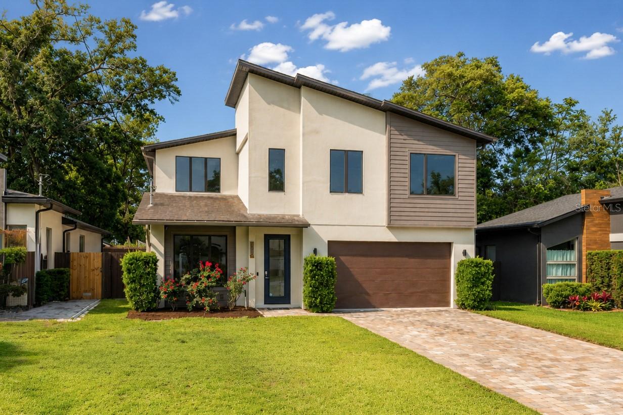 3526 CRYSTAL LAKE, ORLANDO FL 32806 — MLS #MFRO6407270 | 4 Bed 5 Bath Home