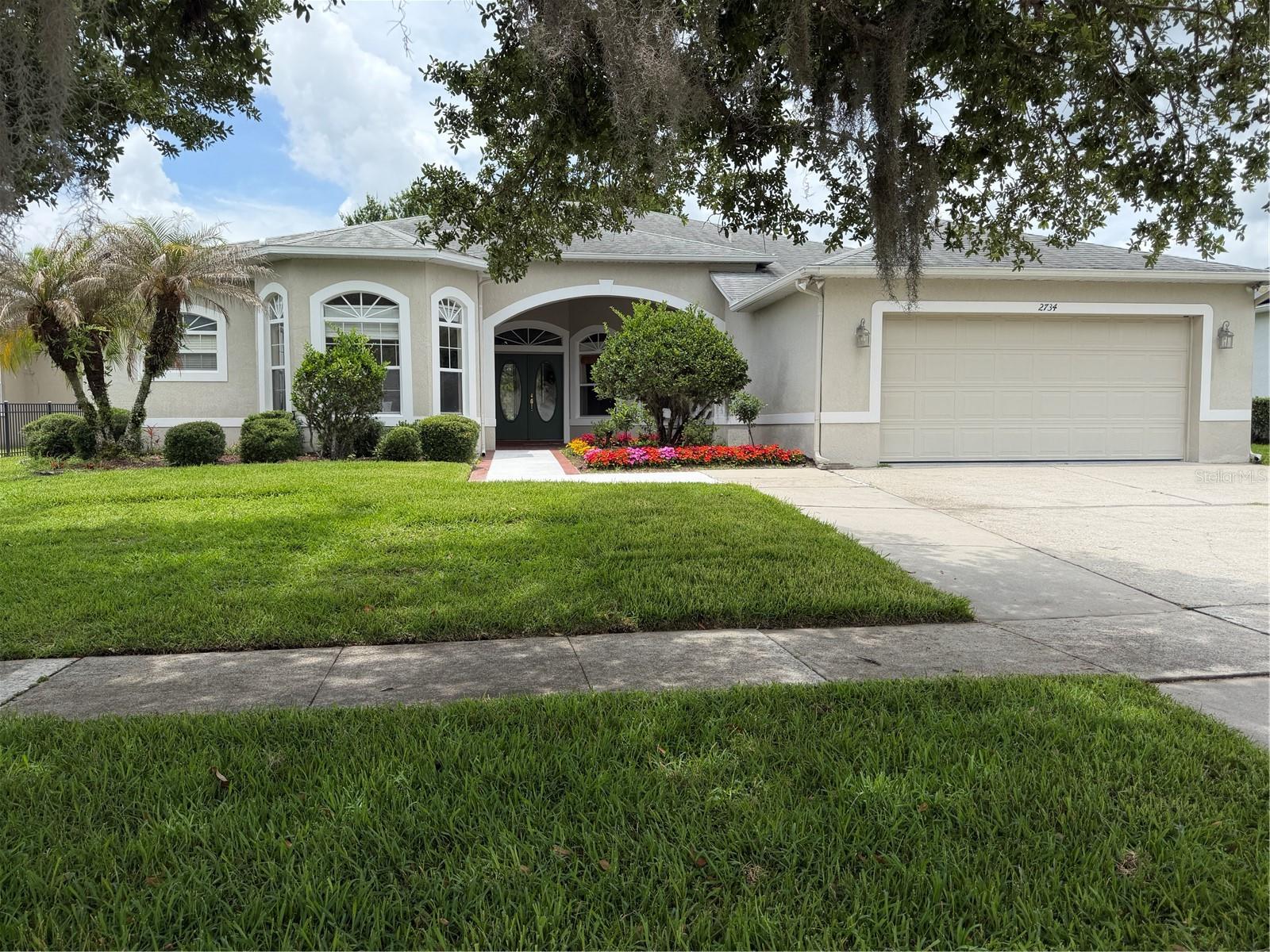 2734 WINDSORGATE, ORLANDO FL 32828 — MLS #MFRO6411820 | 4 Bed 3 Bath Home