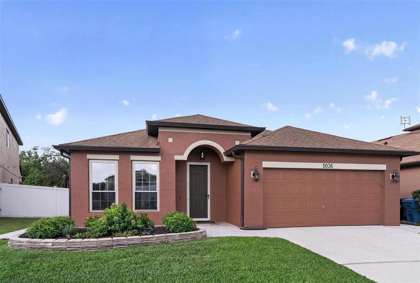 5036 HEARTLAND, ORLANDO FL 32829 — MLS #MFRC7526594 | 4 Bed 2 Bath Home