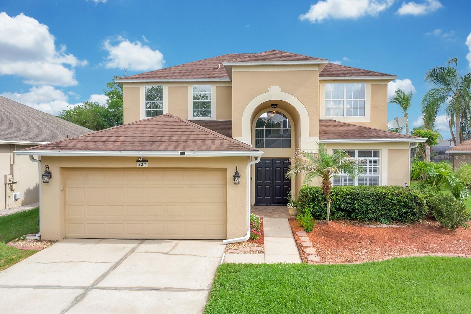 837 JADESTONE, ORLANDO FL 32828 — MLS #MFRO6411425 | 4 Bed 3 Bath Home