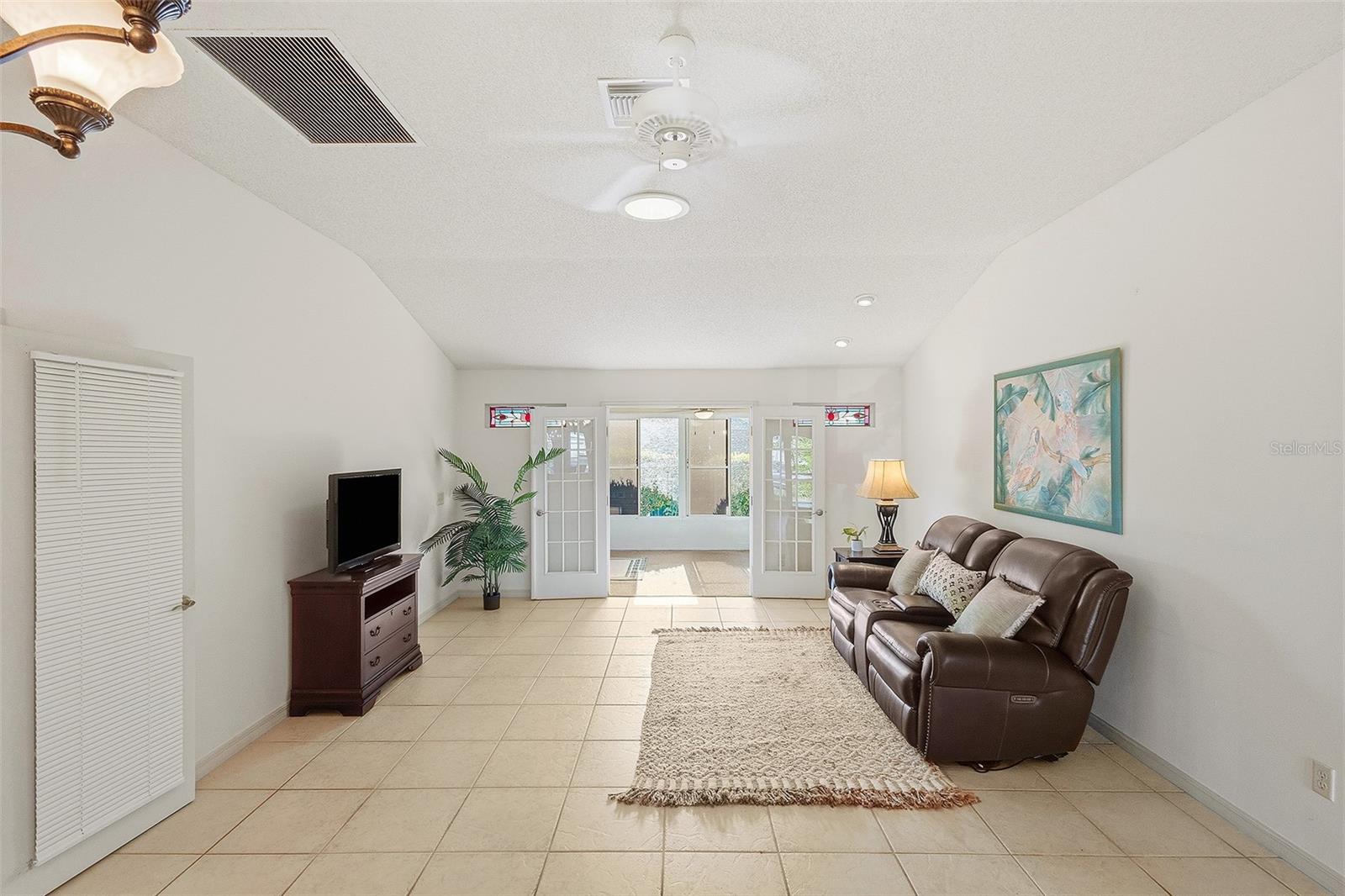 1469 RAMON RD — photo 2