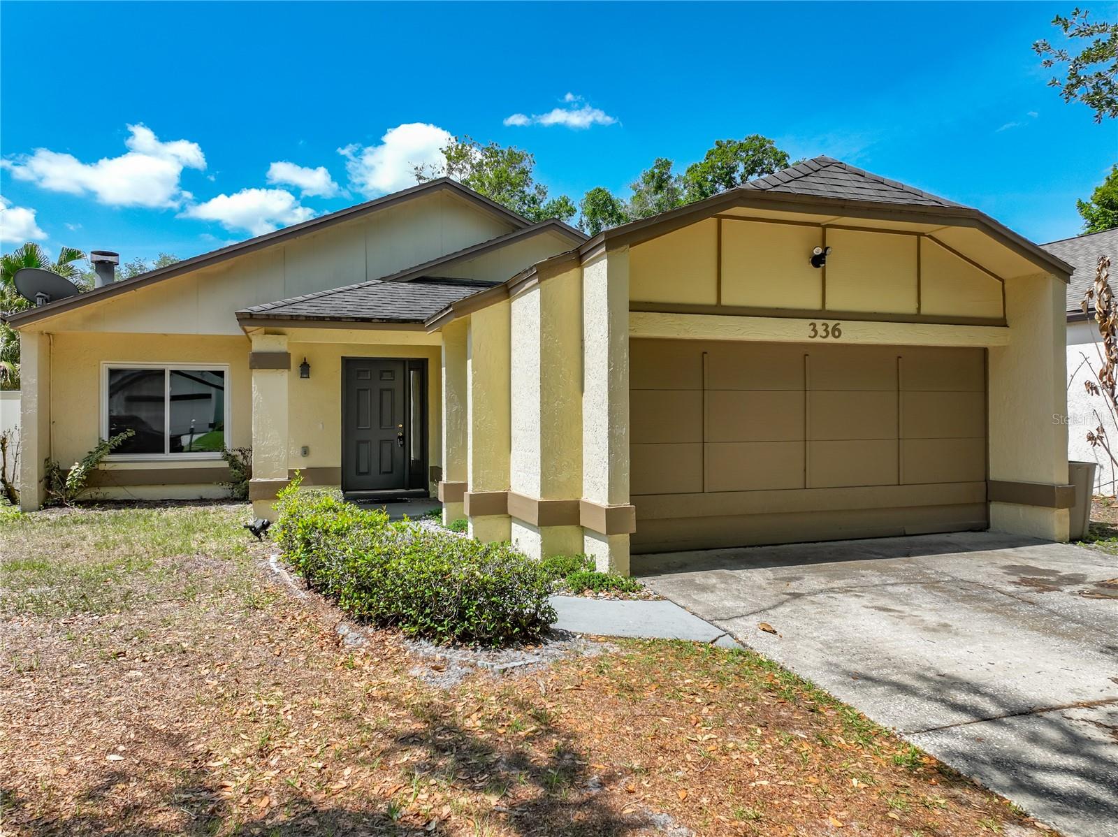 336 CANOE TRAIL LN — photo 2