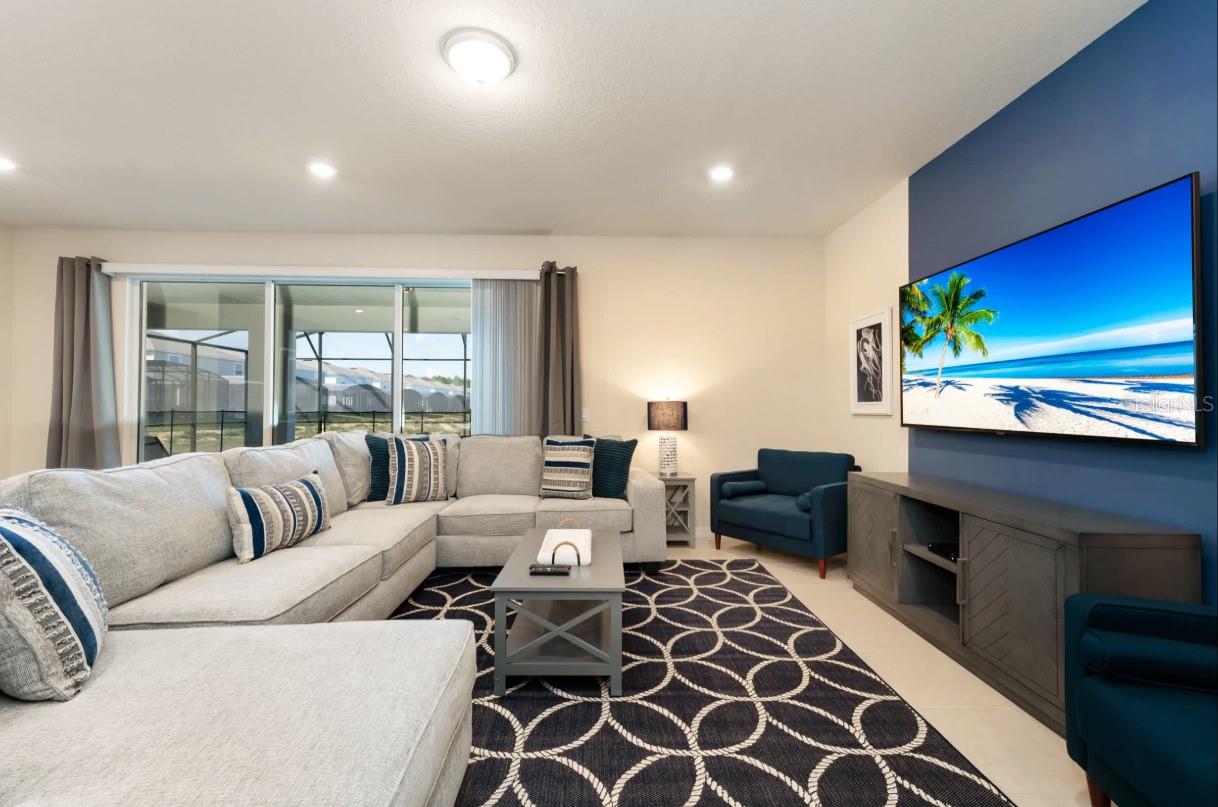 3712 LANA — photo 2