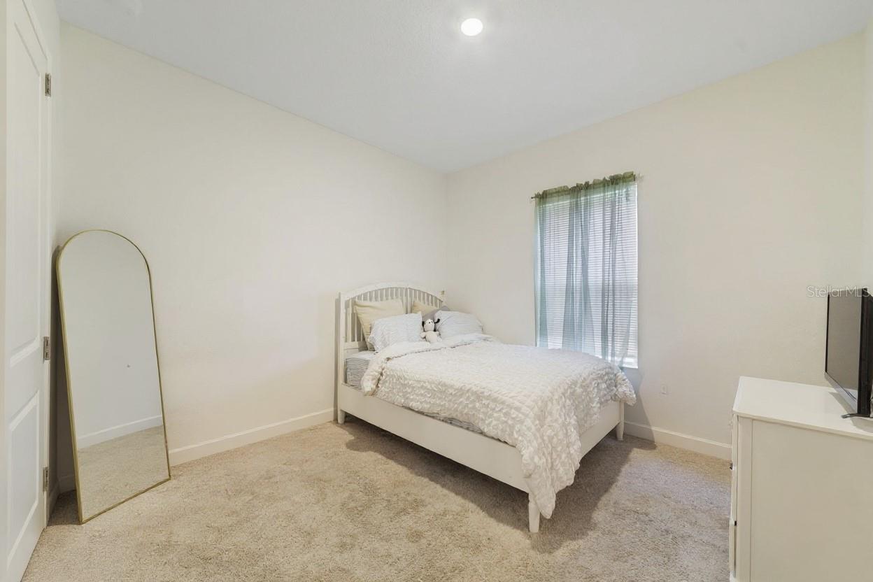 9222 WAVERLY WALK — photo 12