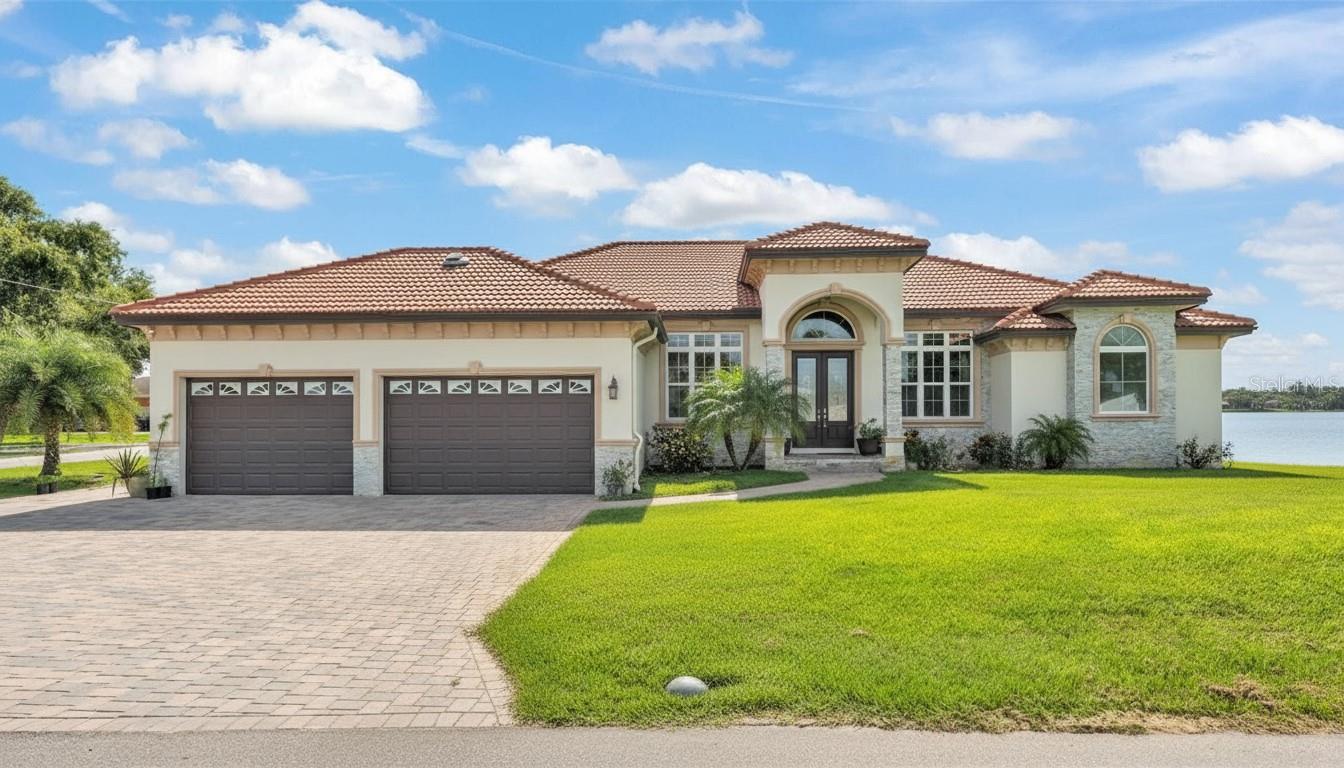 4343 JULIANA LAKE DR, AUBURNDALE FL 33823 — $999,999 | 4 Bed / 4 Bath | AUBURNDALE FL Home for Sale