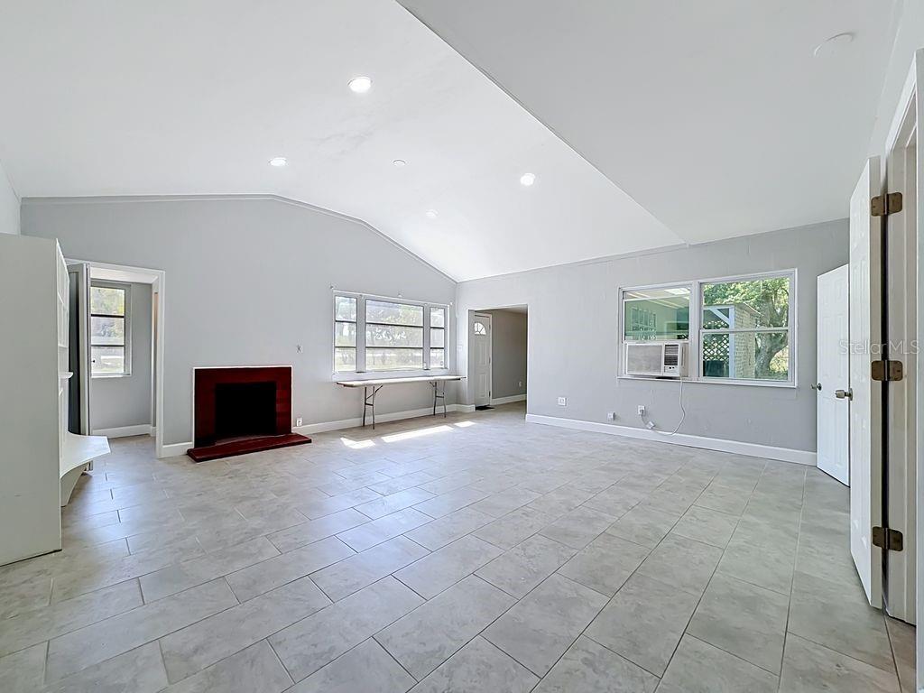 3508 ROUSE — photo 2