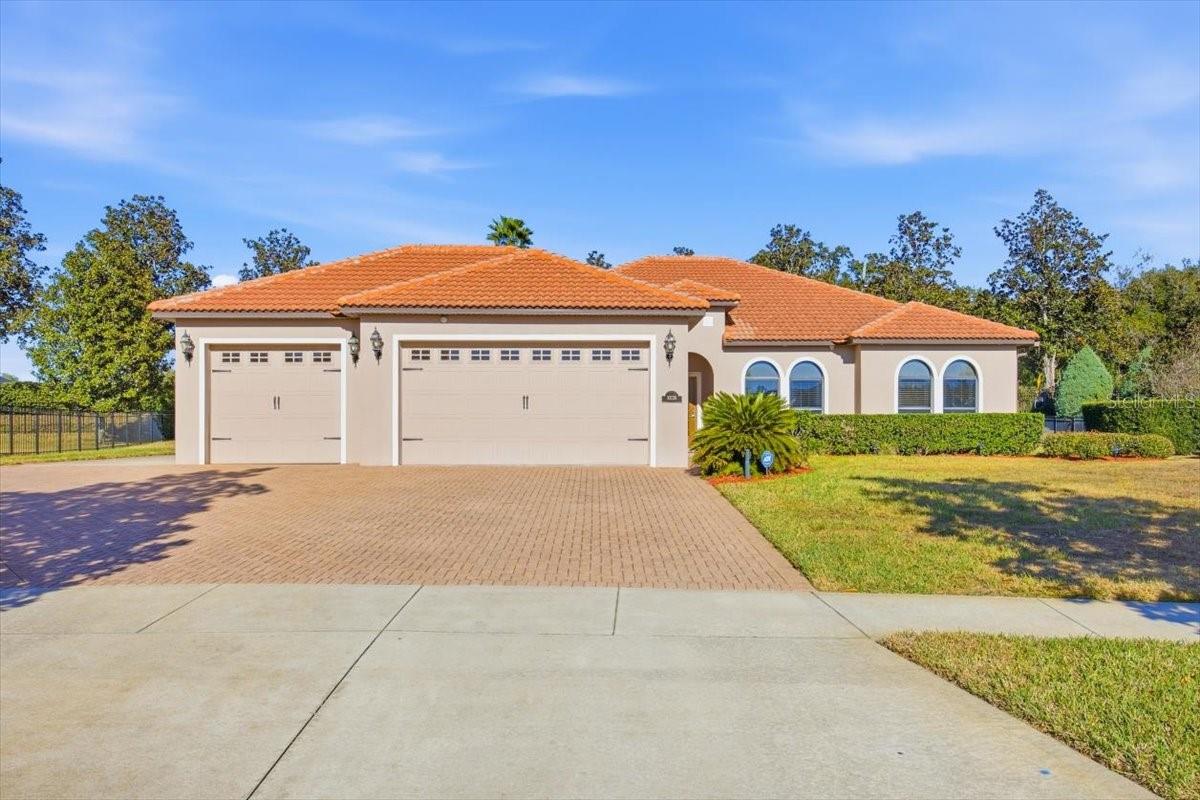 10220 YONAOMI, CLERMONT FL 34711 — MLS #MFRO6377633 | 3 Bed 2 Bath Home