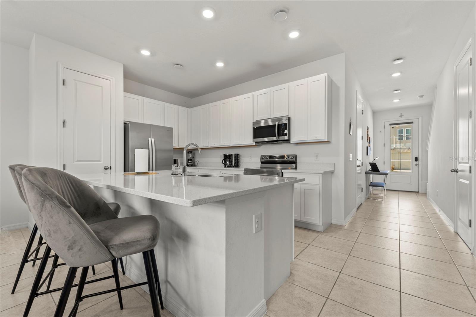 835 LONGBOAT — photo 2