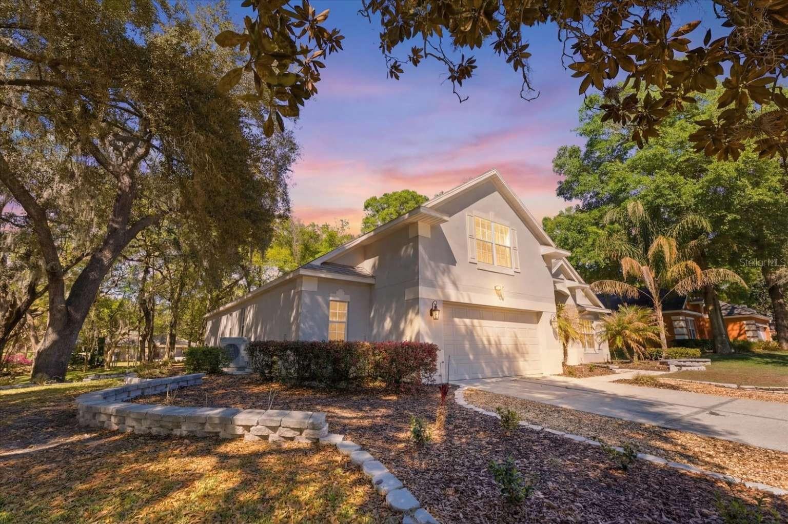 597 SAND WEDGE, APOPKA FL 32712 — MLS #MFRTB8488308 | 4 Bed 3 Bath Home