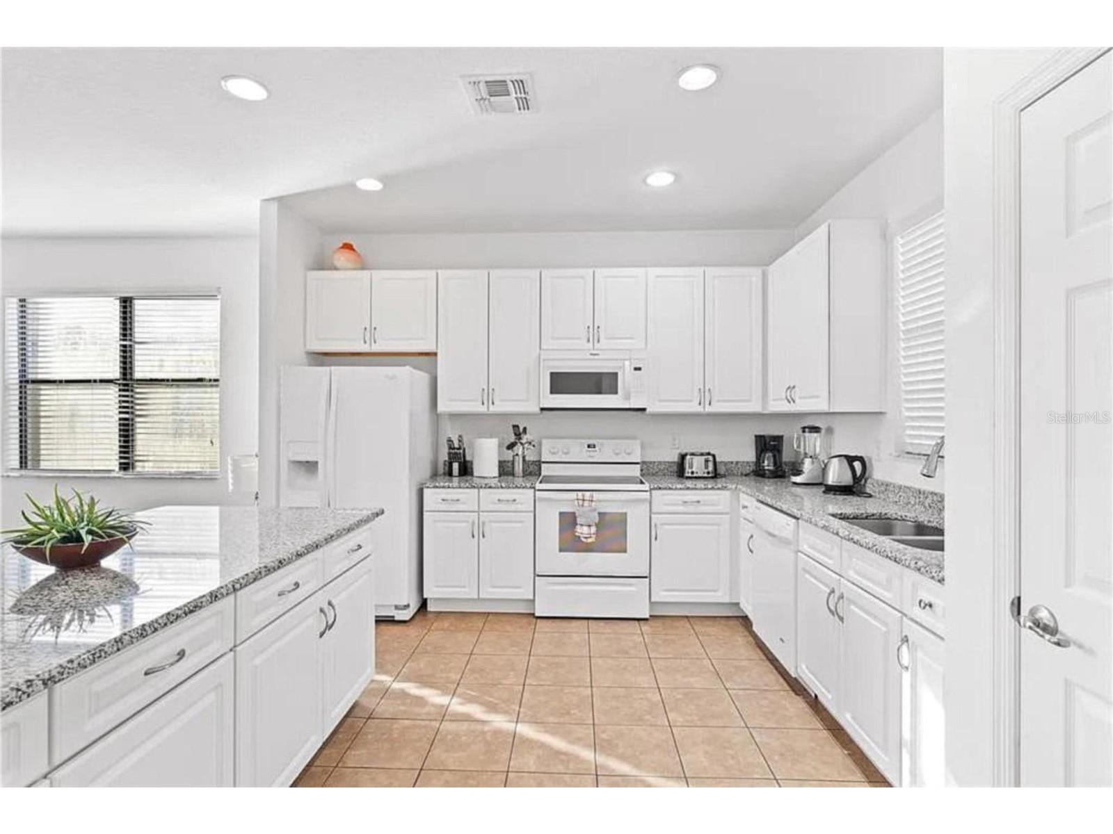 2654 ROSEMONT — photo 12