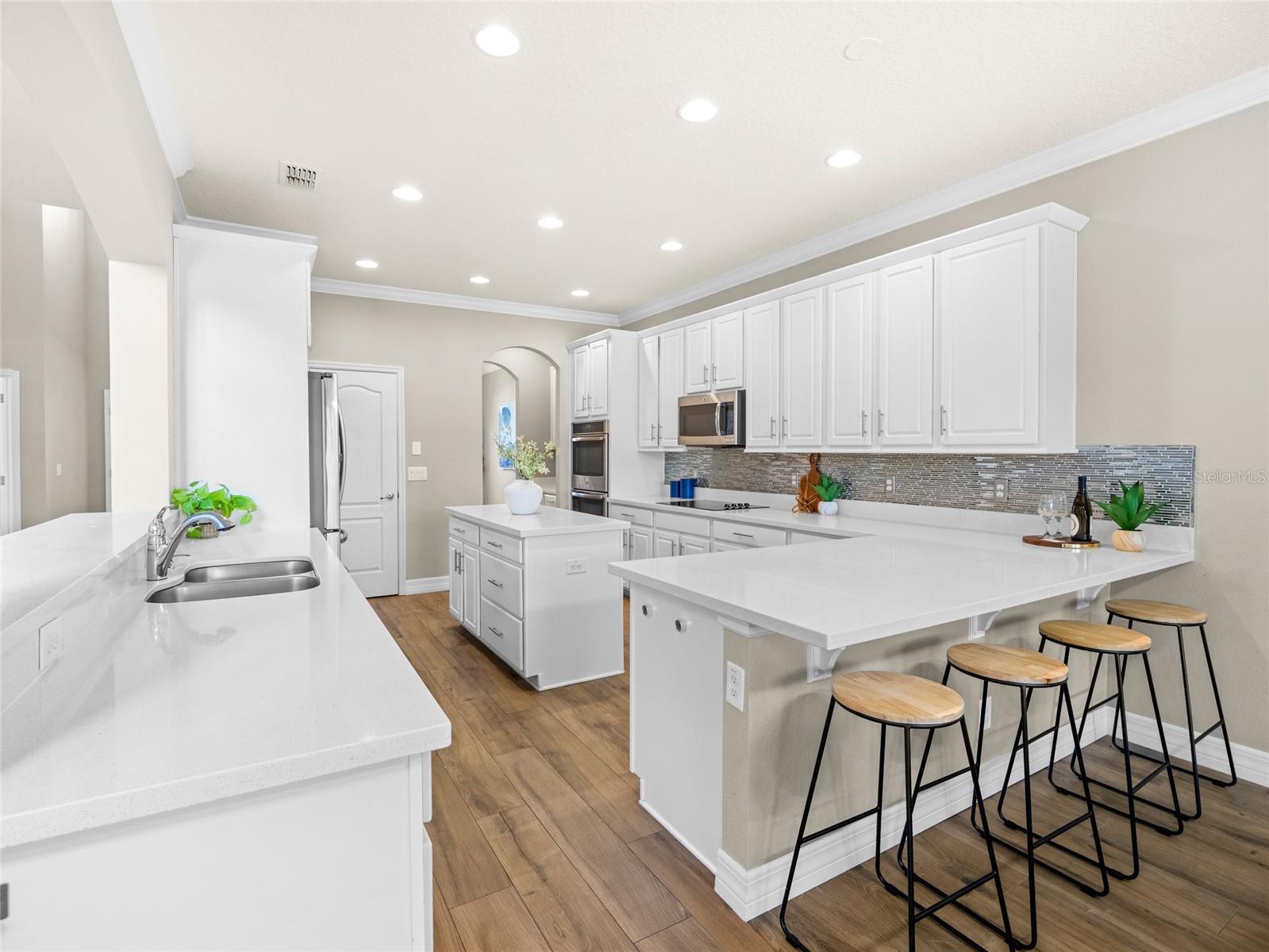 2115 PLANTATION OAK — photo 12