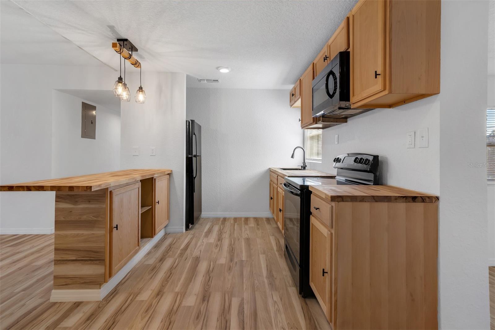 6146 DAHLIA — photo 12