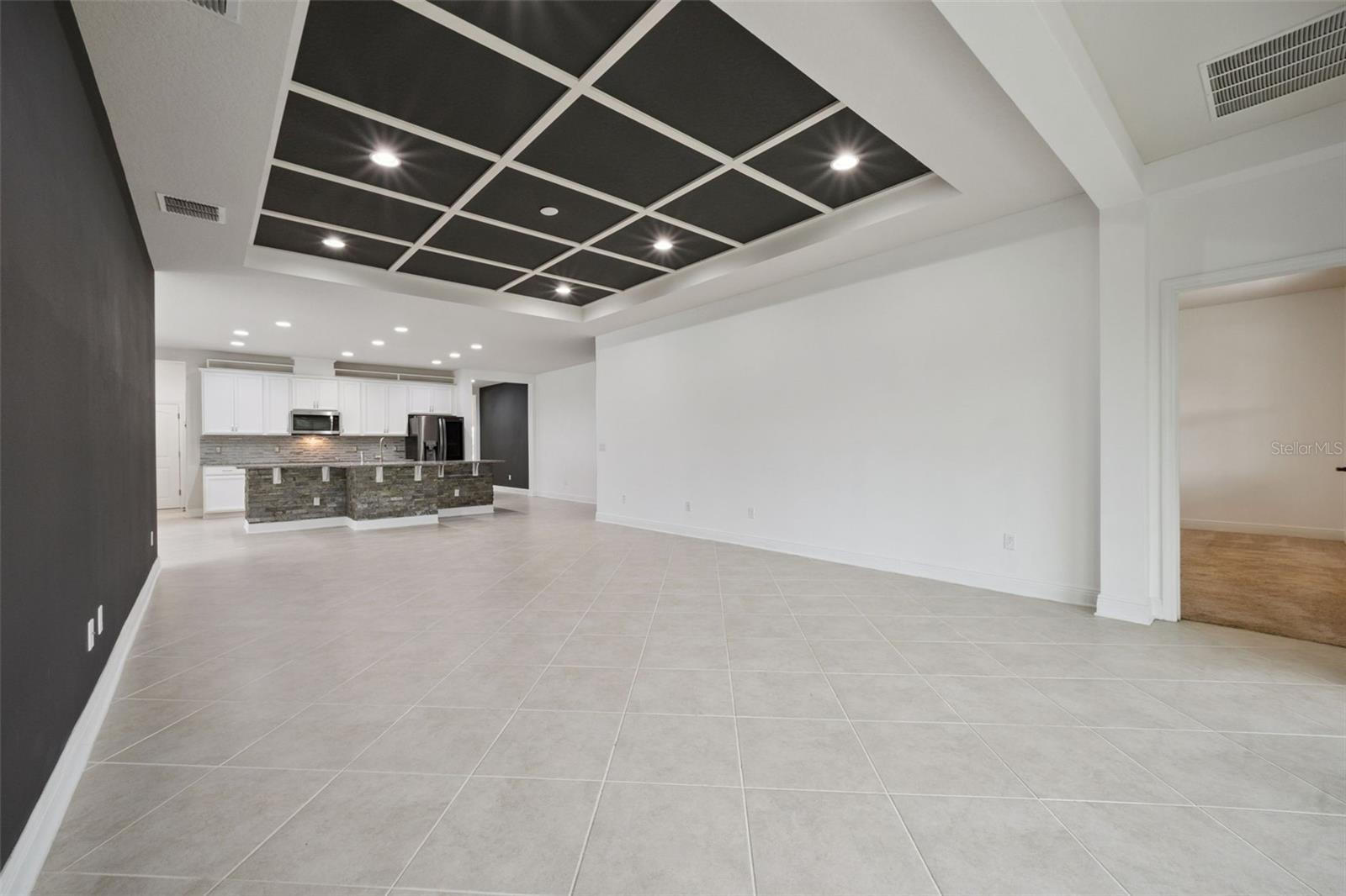 12397 STONE BARK — photo 12