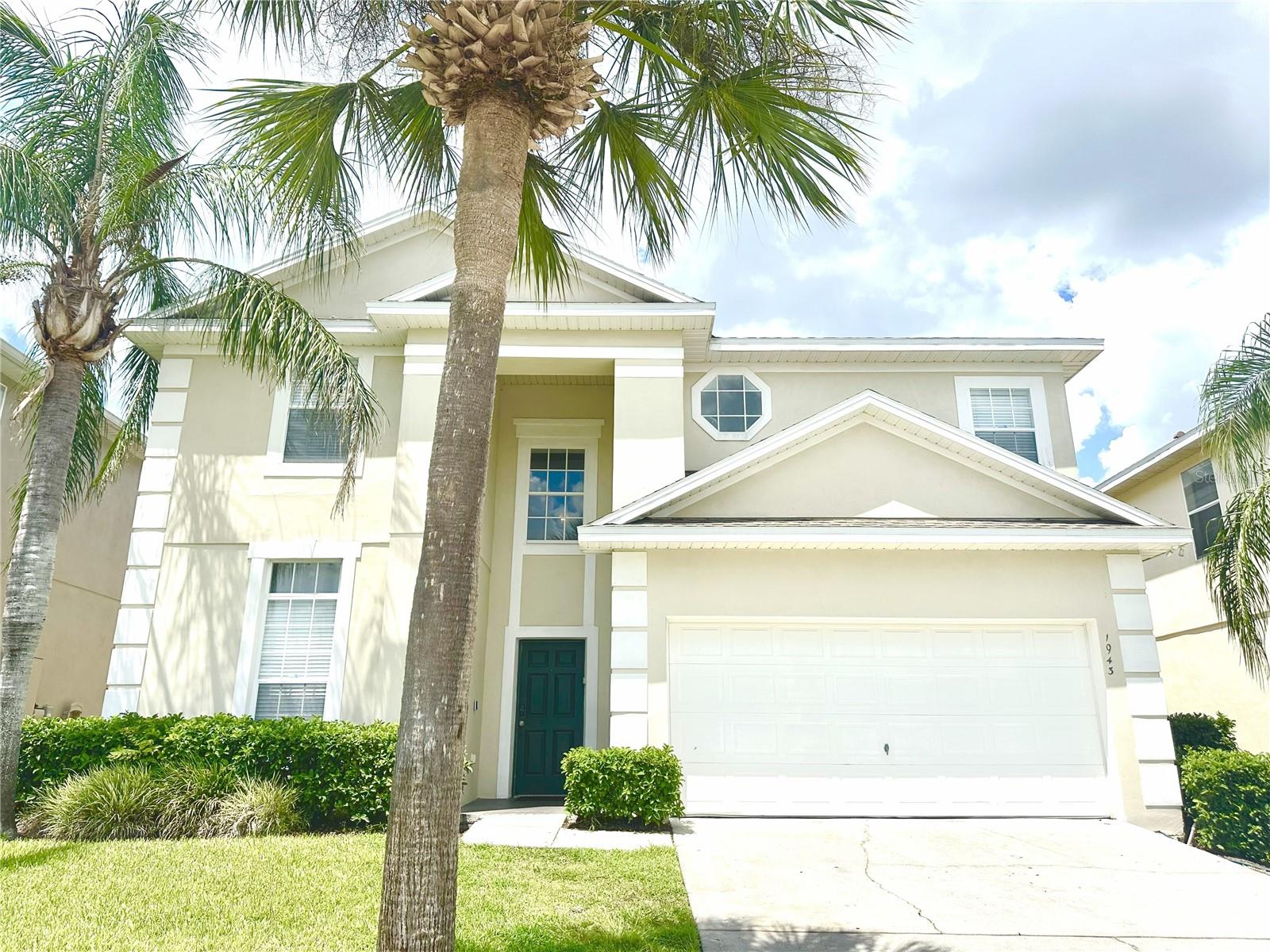 1943 MORNING STAR, CLERMONT FL 34714 — MLS #MFRTB8500925 | 8 Bed 5 Bath Home