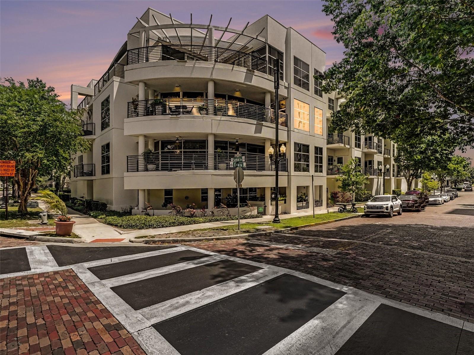 1 EOLA 1, ORLANDO FL 32801 — MLS #MFRO6405434 | 3 Bed 3 Bath Home