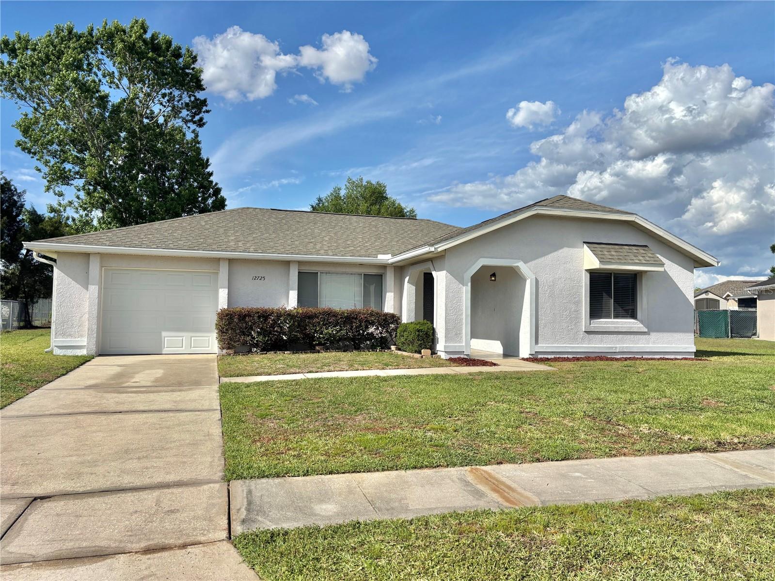 12725 OHIO WOODS, ORLANDO FL 32824 — MLS #MFRS5148652 | 3 Bed 2 Bath Home