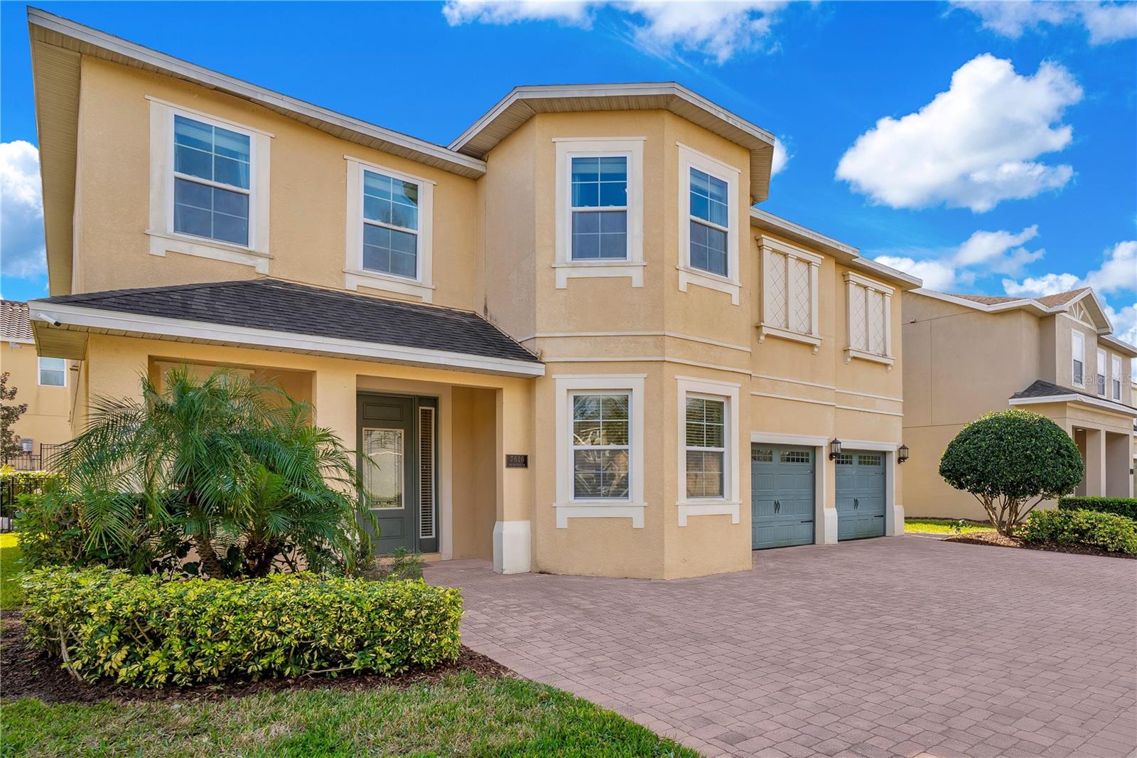 7616 BROOKHURST, KISSIMMEE FL 34747 — MLS #MFRO6371934 | 11 Bed 13 Bath Home