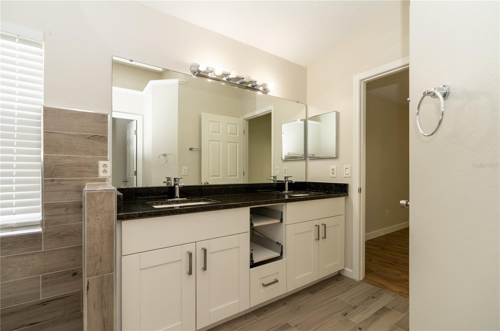 11547 GRAZELEY — photo 12