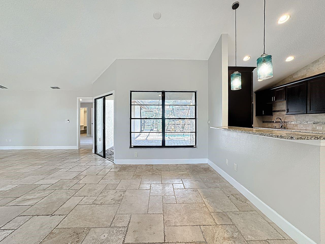 8019 MADEIRA — photo 12