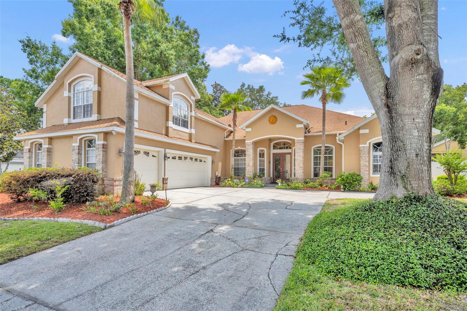 2518 EMERALD TREE, APOPKA FL 32712 — MLS #MFRO6407513 | 5 Bed 4 Bath Home