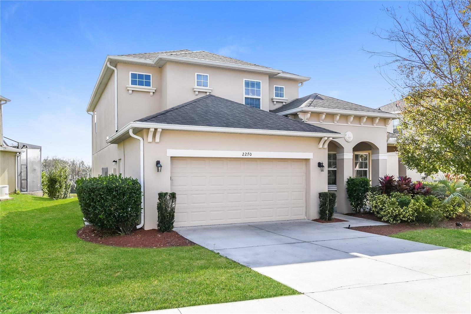 2270 NATOMA, MOUNT DORA FL 32757 — MLS #MFRC7526754 | 4 Bed 4 Bath Home
