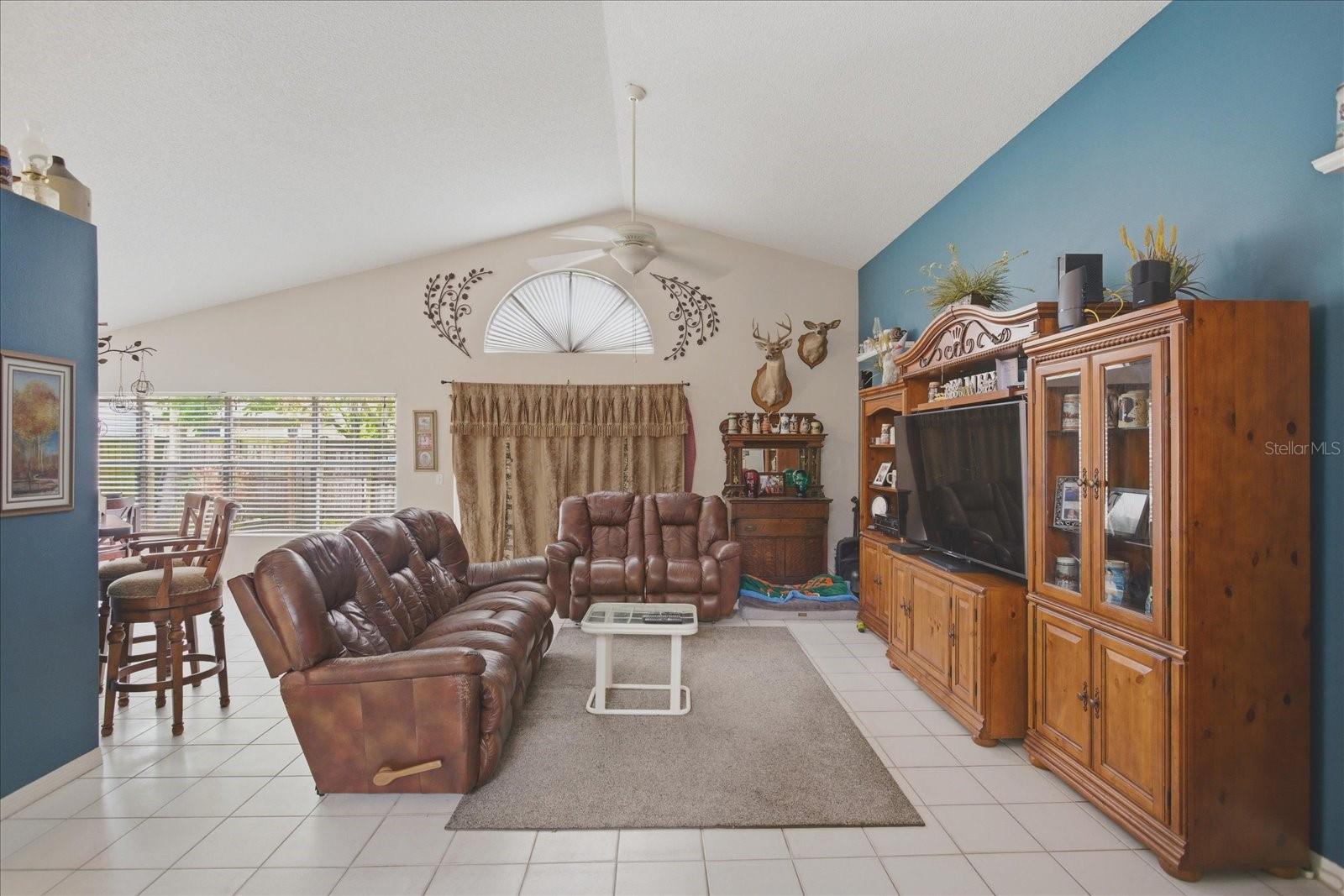 108 BRISTOL — photo 2