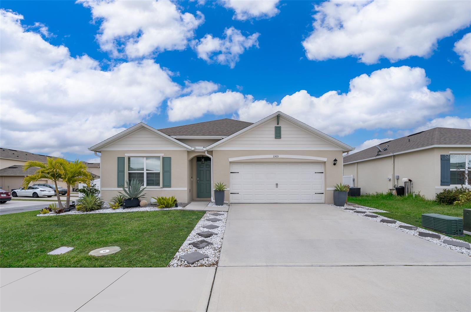 1503 OAK RESERVE, KISSIMMEE FL 34744 — MLS #MFRS5144250 | 4 Bed 2 Bath Home