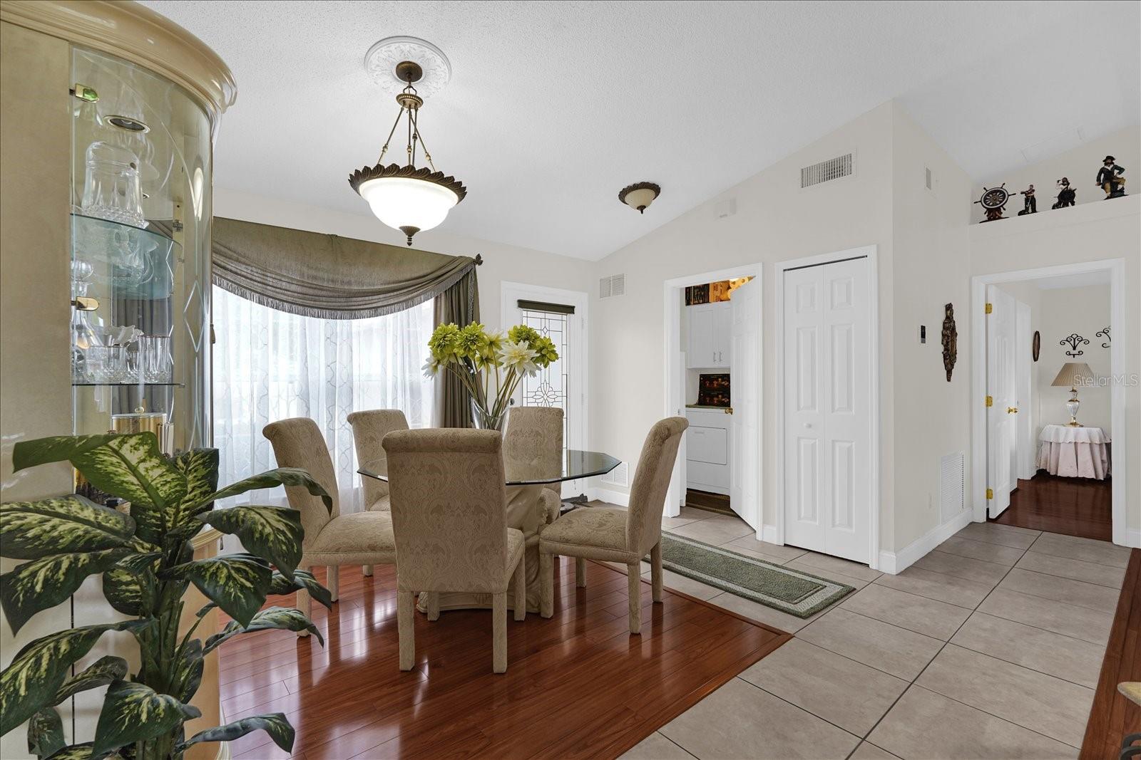 12000 WOODGLEN — photo 12