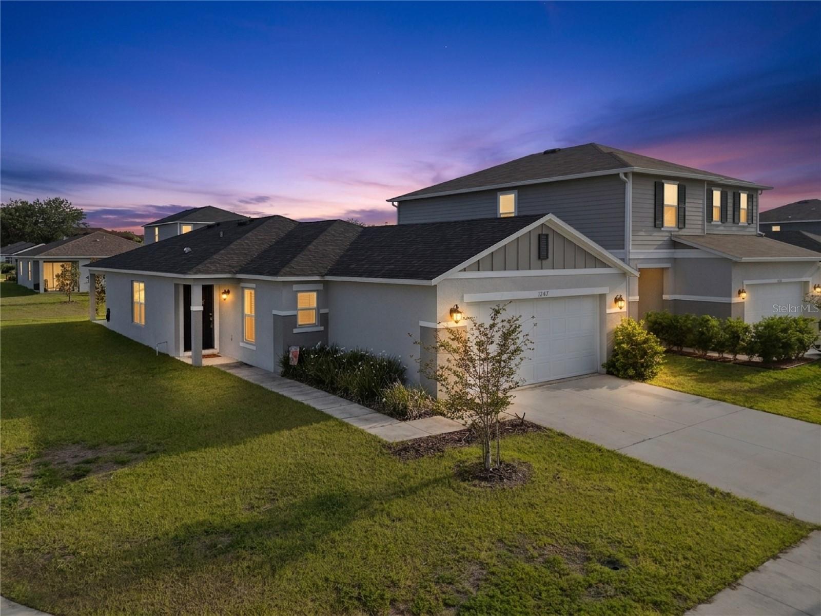 1247 PAPAYA, DAVENPORT FL 33897 — MLS #MFRO6403216 | 3 Bed 2 Bath Home