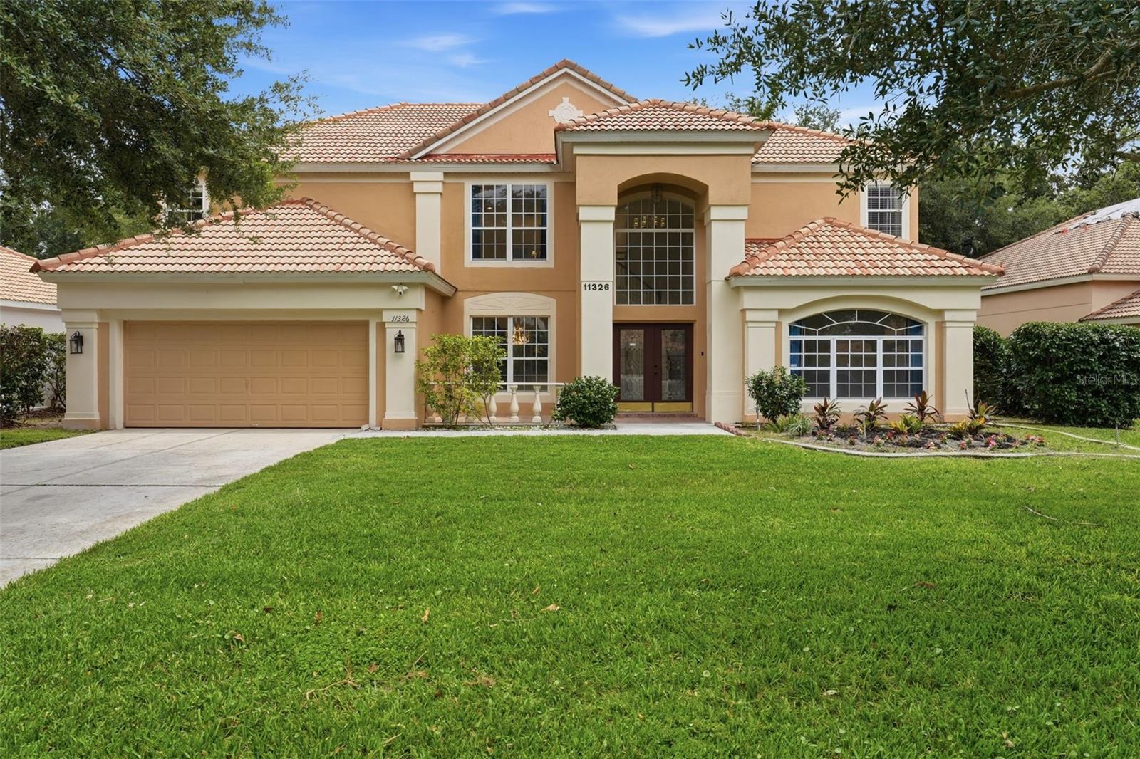 11326 LEDGEMENT, WINDERMERE FL 34786 — MLS #MFRO6409714 | 5 Bed 4 Bath Home