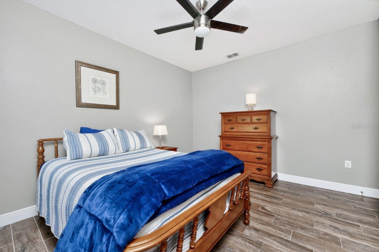 2109 LA PALMA AVE — photo 40