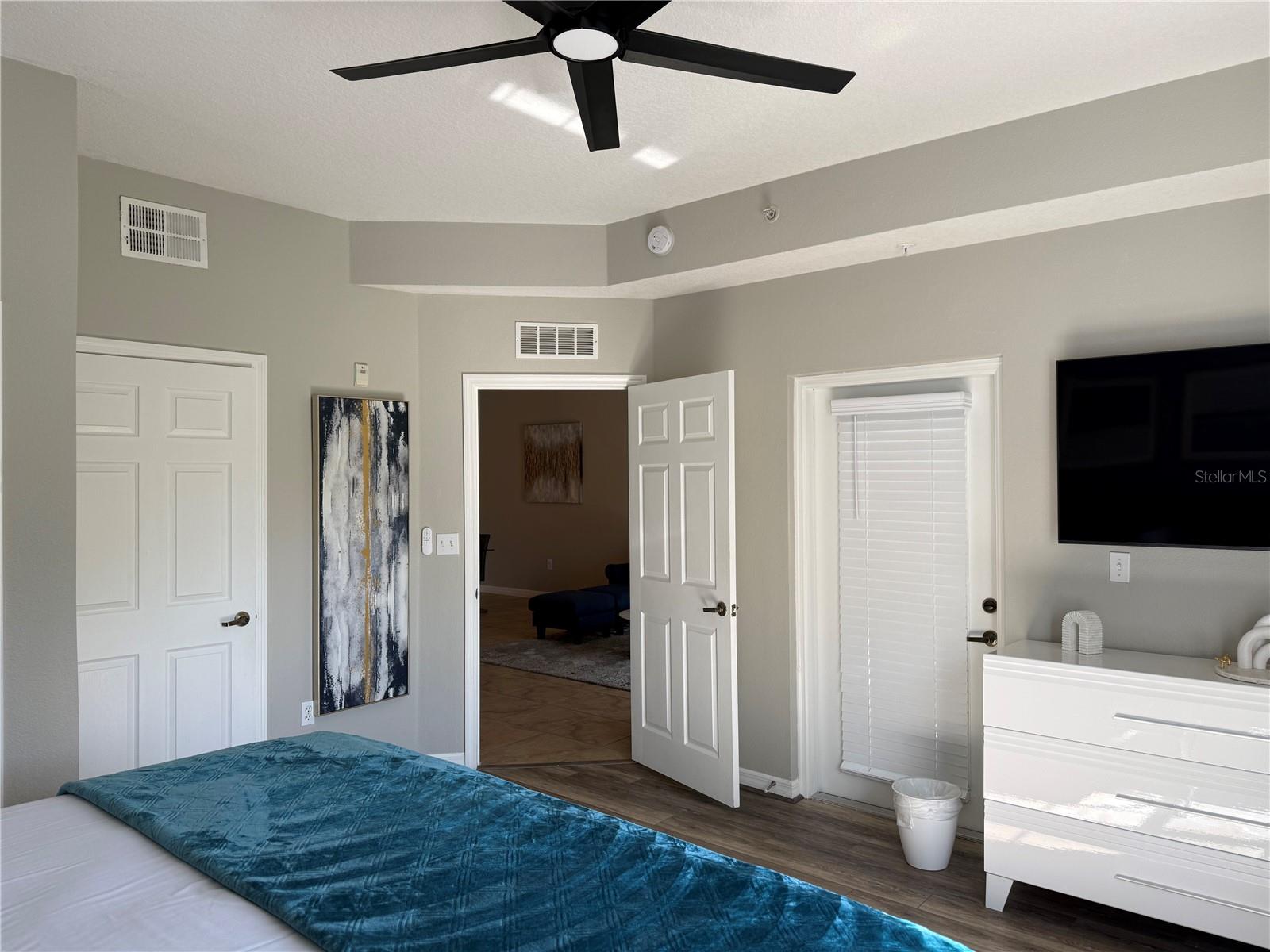 8601 WORLDQUEST 3105 — photo 12